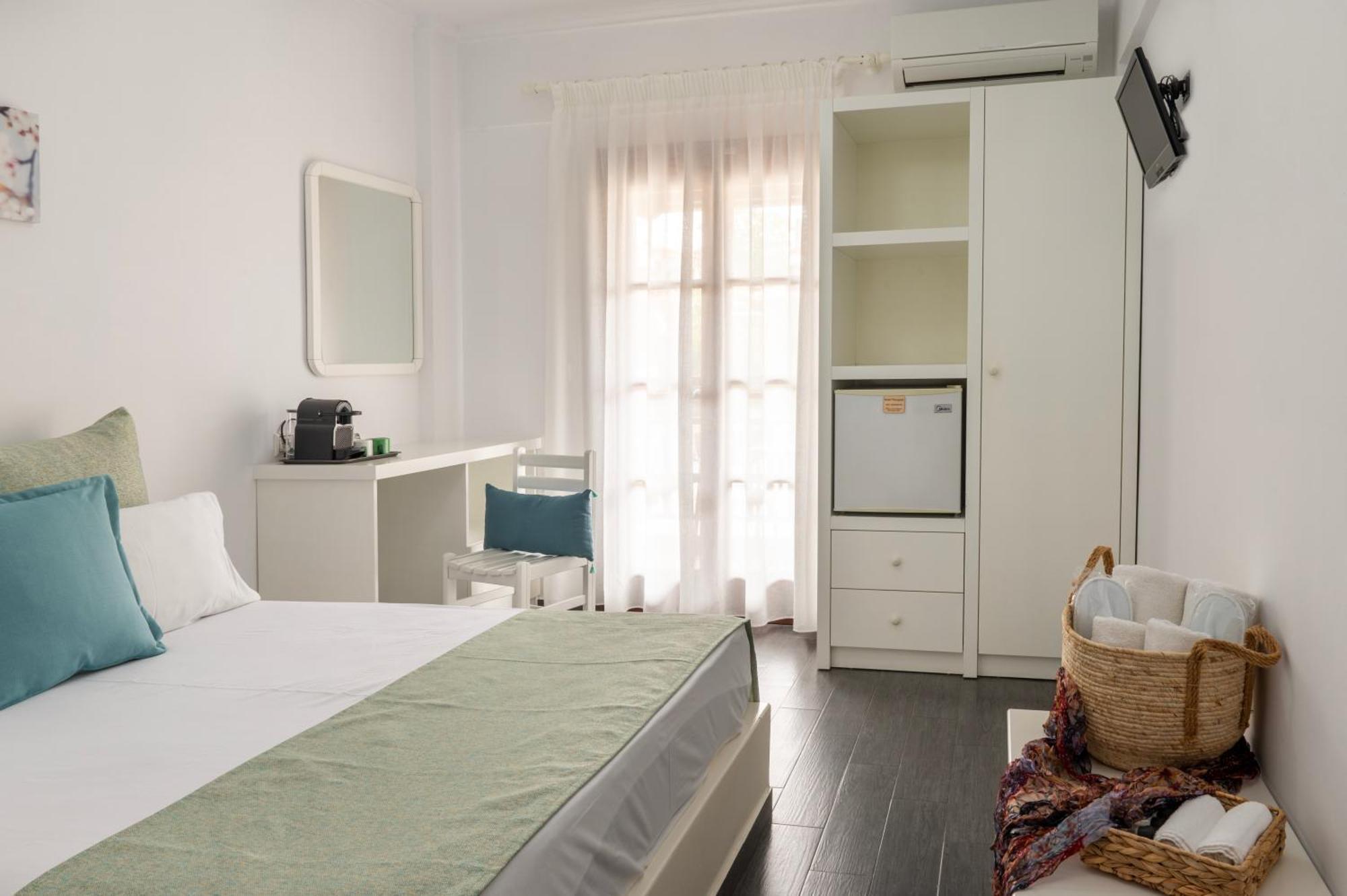 Hotel Theopisti Ouranoupoli Ngoại thất bức ảnh